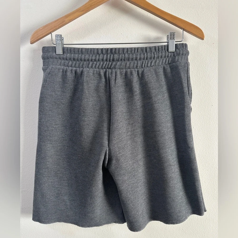 ZARA Rough Hem Charcoal Knit Drawstring Shorts. SIZE LARGE Casual Free Hem - Picture 3 of 4